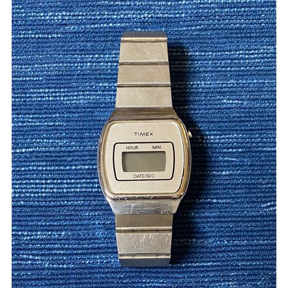 Parts or Repair Men's Vintage DIGITAL Watch TIMEX "K Cell" 36B - Picture 1 of 3